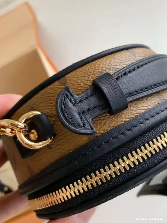 Official oldcobbler VUITTON MINI LOUIS BOITE CHAPEAU 0515